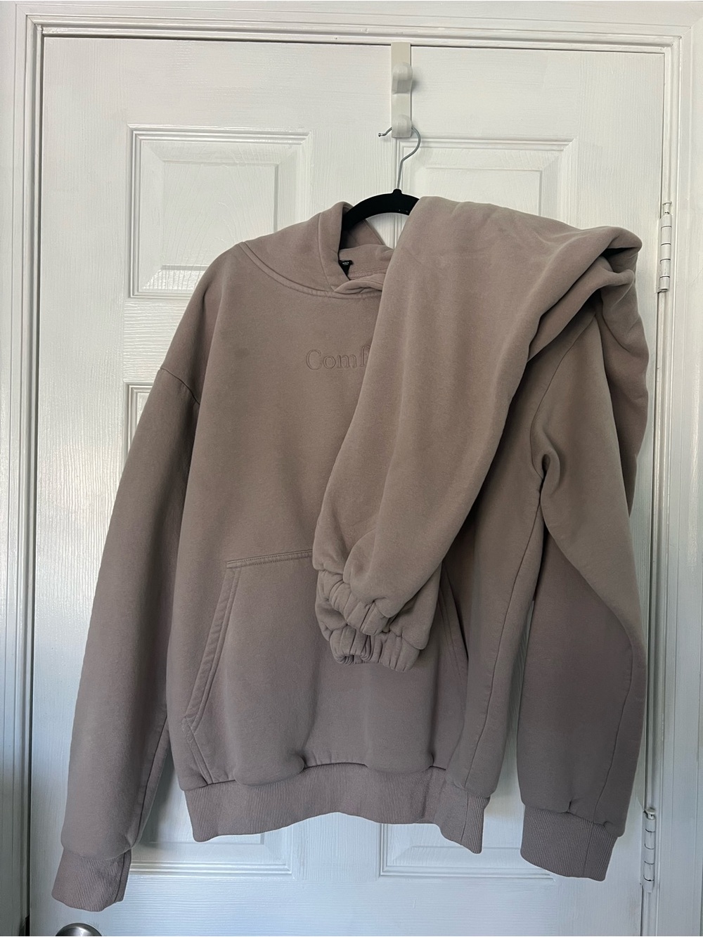 Comfrt Crewneck Sweatshirt in Taupe by